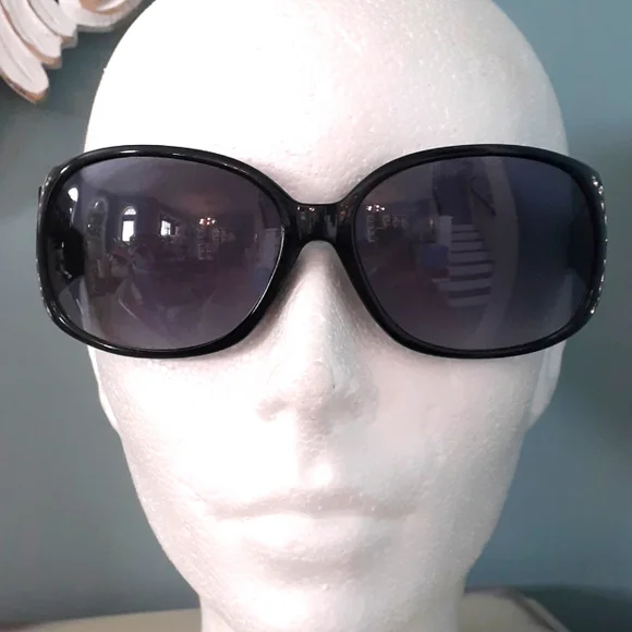 Solar Accents Wellfleet Black Sunglasses with silver accents ❤️ - Picture 3 of 8
